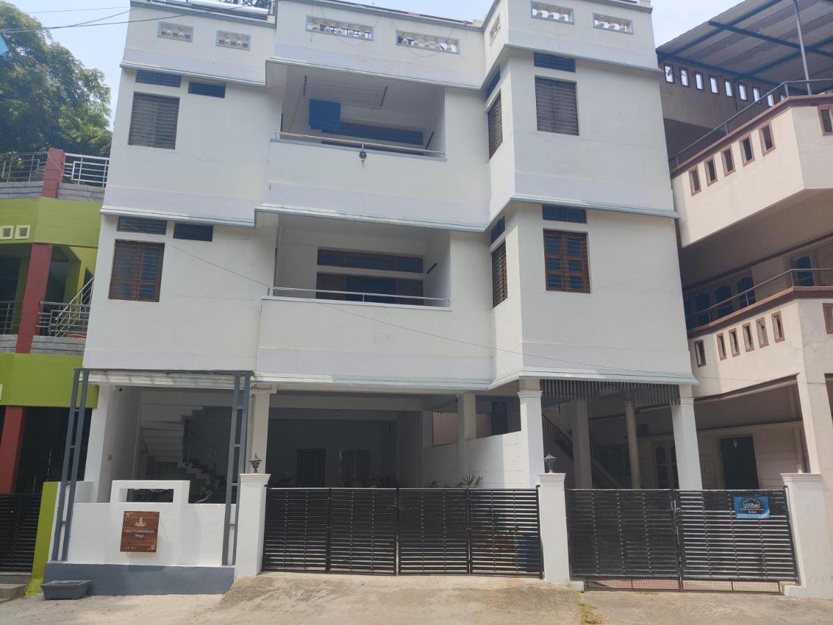 Appartamento Yoga House Vanivilasa Puram Esterno foto